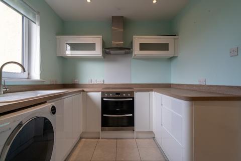 2 bedroom flat to rent, Yarrow Terrace , Dundee DD2