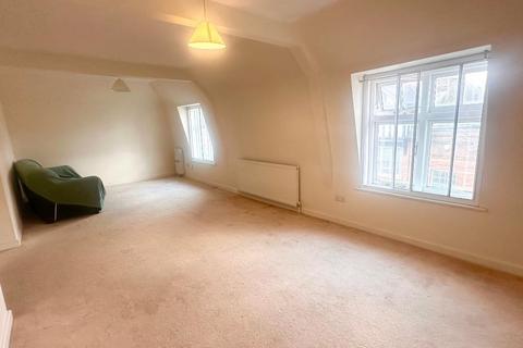 2 bedroom maisonette to rent, Aynscombe Angle, Orpington, Kent, BR6 0JH