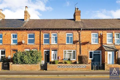 2 bedroom terraced house for sale, Banbury Road, Northamptonshire NN13