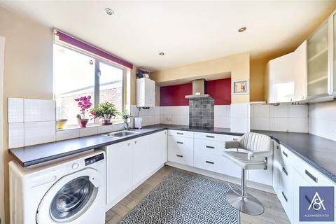 2 bedroom terraced house for sale, Banbury Road, Northamptonshire NN13