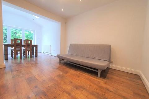 1 Sunridge Avenue, Luton, LU2 7JL