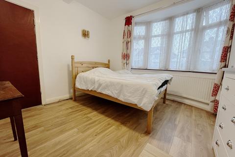 House share to rent, Kingsley Road, Hounslow, TW3