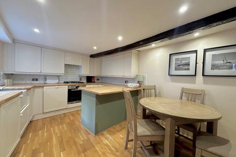 2 bedroom end of terrace house for sale, Middle Street, Deal, Kent, CT14