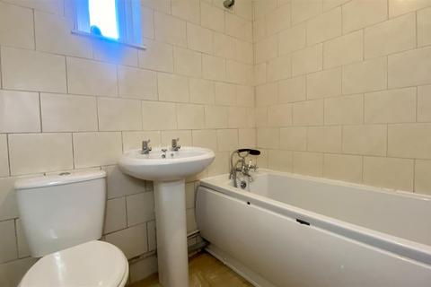 2 bedroom terraced house to rent, North Street, Coventry