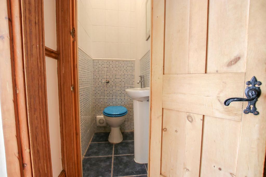 Downstairs Cloakroom