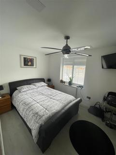 1 bedroom flat for sale, Rocheway, Rochford