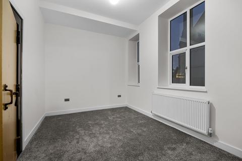 undefined, Castleford WF10