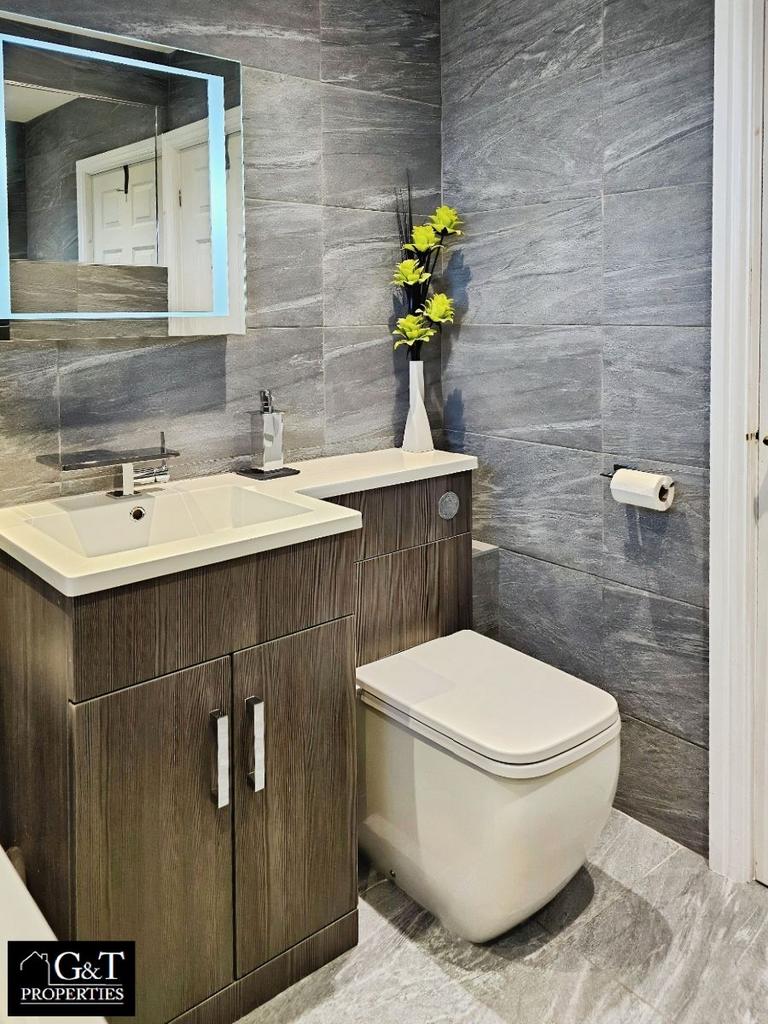 Family bathroom
