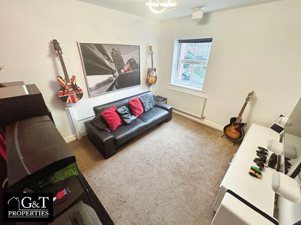 2nd Bedroom
