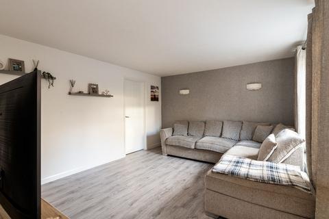 53 Hillshaw Crescent, Rochester, ME2 2PT