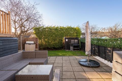 53 Hillshaw Crescent, Rochester, ME2 2PT