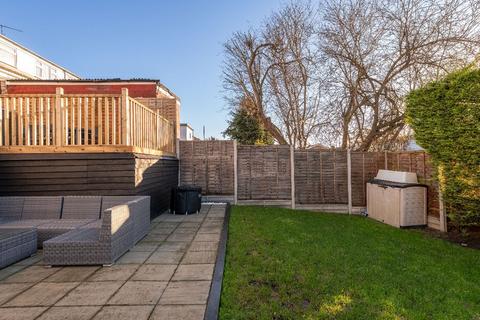 53 Hillshaw Crescent, Rochester, ME2 2PT