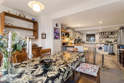 4 bedroom terraced house for sale, North Malvern Road, Malvern, WR14 4LX