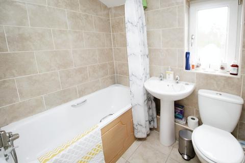 3 bedroom terraced house to rent, Crighton, Tyne and Wear NE38