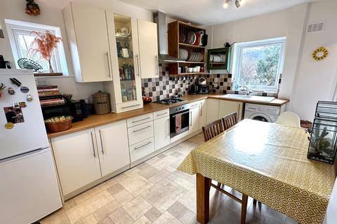 2 bedroom semi-detached house for sale, Oak Avenue, Todmorden OL14