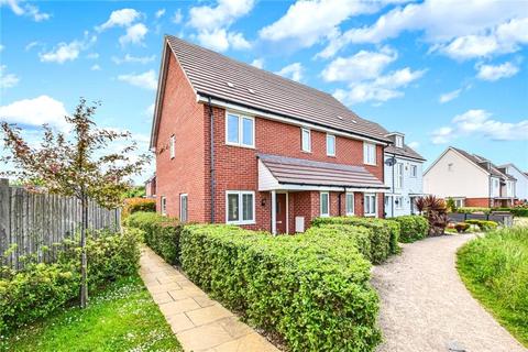 3 bedroom end of terrace house to rent, Ellingham View, Kent DA1