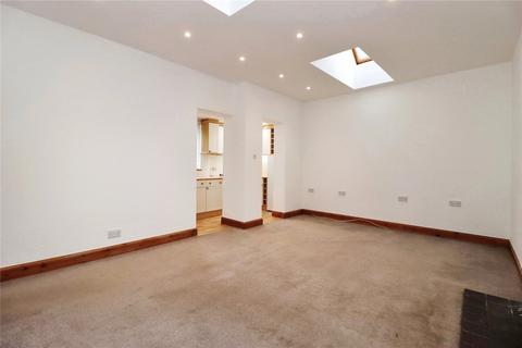 2 bedroom detached house to rent, Main Street, Burntisland KY3