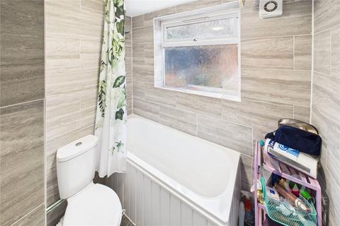 3 bedroom house to rent, St. James Park Road, Northamptonshire NN5