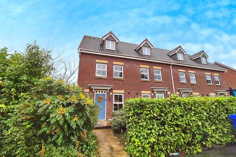 3 bedroom end of terrace house for sale, Chillington Way, Norton Heights, Staffordshire ST6