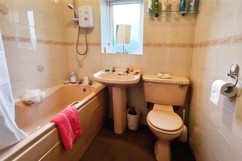 73 Brunswick Street, Shaw, Oldham, OL2 7RY