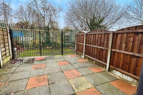 73 Brunswick Street, Shaw, Oldham, OL2 7RY