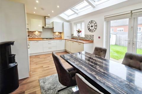 3 bedroom semi-detached house for sale, Linseed Crescent, Manchester M28