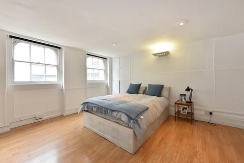 Studio to rent, Duke Street, Marylebone, W1U