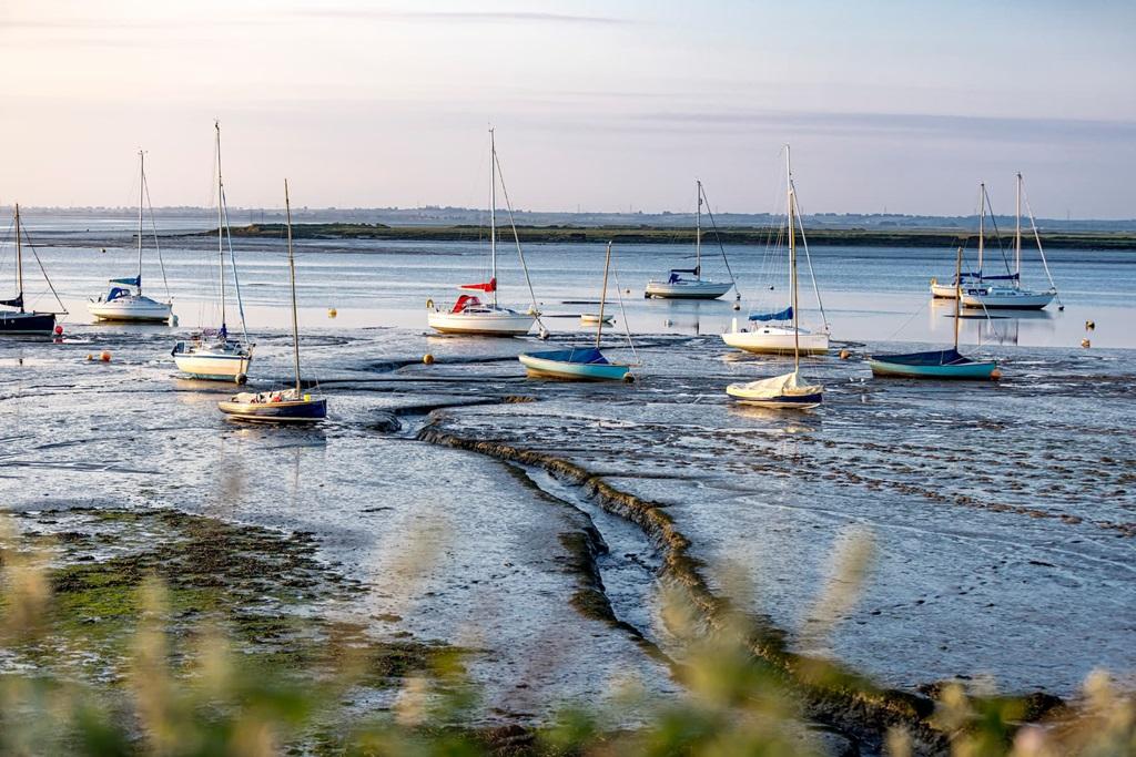 Stunning scenery for walks along the water