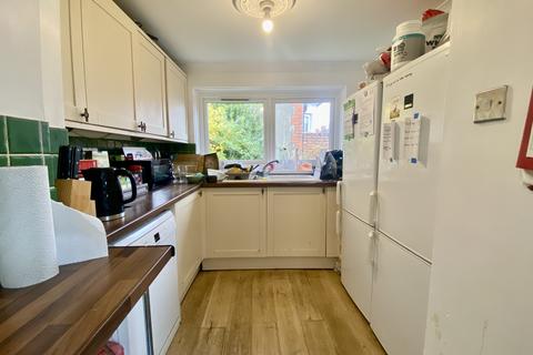 7 bedroom house to rent, Plasnewydd Place, Roath, Cardiff