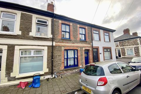 3 bedroom house to rent, Treharris Street, Roath, Cardiff