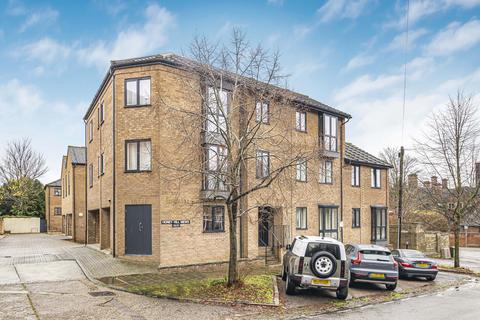 Cambridge CB3