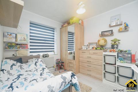 47 Pasture Close, Swindon, SN2 2UH