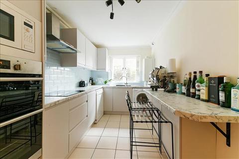 2 bedroom apartment to rent, Gordon Court, 8a The Downs, SW20