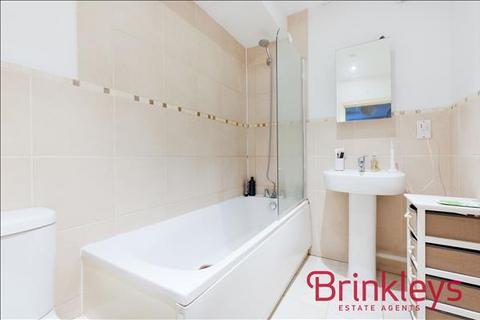 2 bedroom apartment to rent, Clevedon Lodge,, 87 Augustus Road, SW19