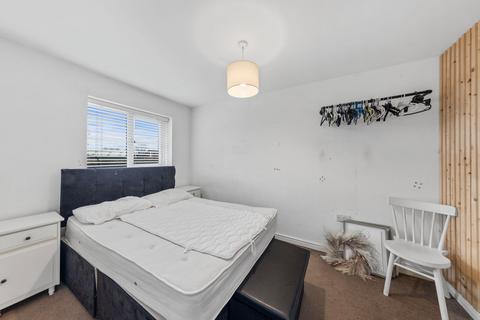 58 Berkeley Close, Warrington, WA5 0EP