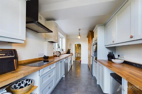 36 Alexandra Road, Burton-on-trent, DE15 0JD