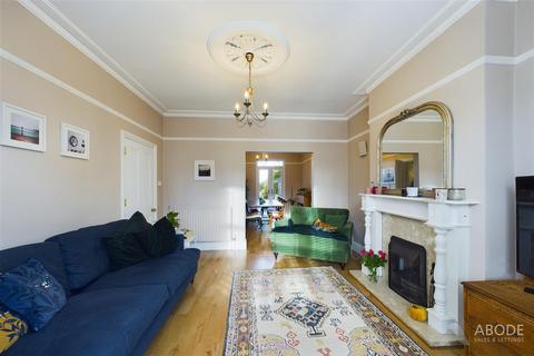 36 Alexandra Road, Burton-on-trent, DE15 0JD