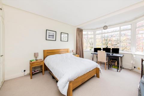 2 bedroom flat to rent, Belsize Avenue, London, NW3