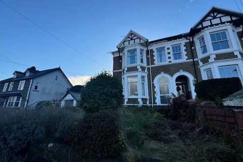 4 bedroom semi-detached house for sale, Warren Drive, Caerphilly, CF83 1HQ