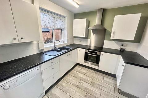 2 bedroom house to rent, Glenallen Gardens, Tynemouth