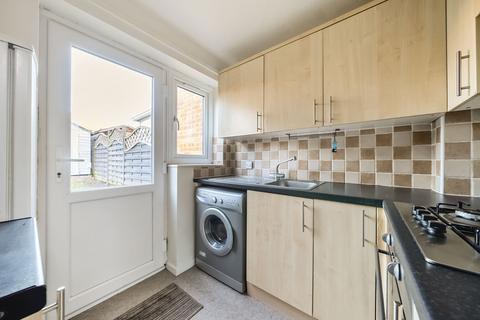 36 Drummond Close, Erith, DA8 3QS