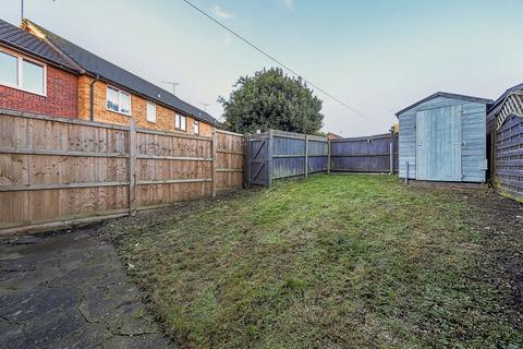 36 Drummond Close, Erith, DA8 3QS