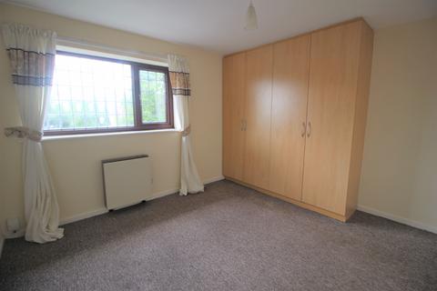 2 bedroom semi-detached house to rent, Longley Close, Fulwood PR2