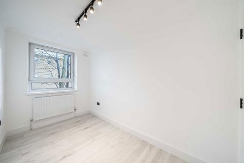 3 bedroom flat for sale, Hendre Road, London SE1