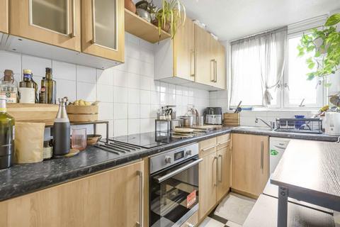 1 bedroom flat for sale, Cadbury Way, London SE16