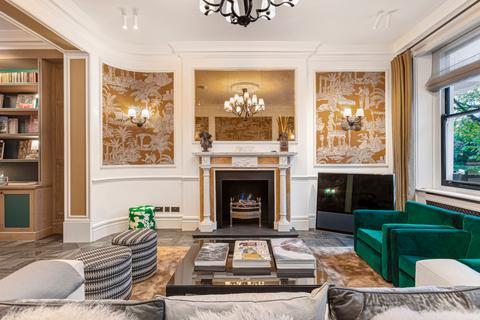 3 bedroom apartment for sale, Cadogan Place, London SW1X