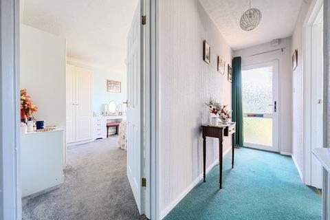 2 bedroom bungalow for sale, Southfield Road, Flackwell Heath, High Wycombe, Buckinghamshire, HP10