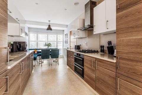 undefined, Uplands Road, Guildford, Surrey, GU1.