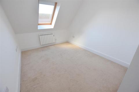 2 bedroom apartment to rent, New Road, Moreton-In-Marsh GL56