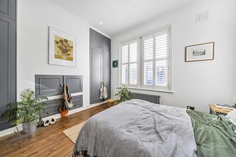 2 bedroom flat for sale, Rutford Road, Streatham